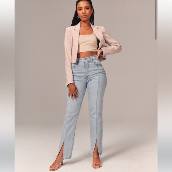 Abercrombie & Fitch Denim - Abercrombie Curve Love Size 31/12R Light Blue Straight Jeans With Front Vent